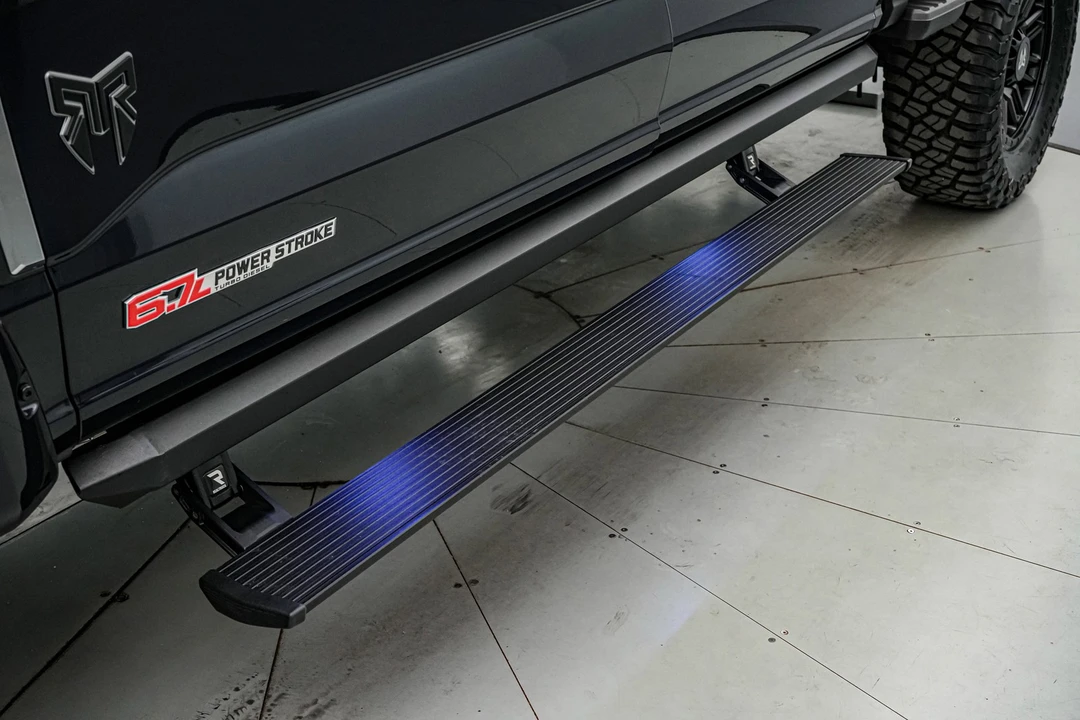 2025 Ford Super Duty 5th Gen - Image 19 of 21