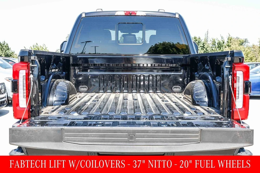 2025 Ford Super Duty 5th Gen - Image 26 of 31