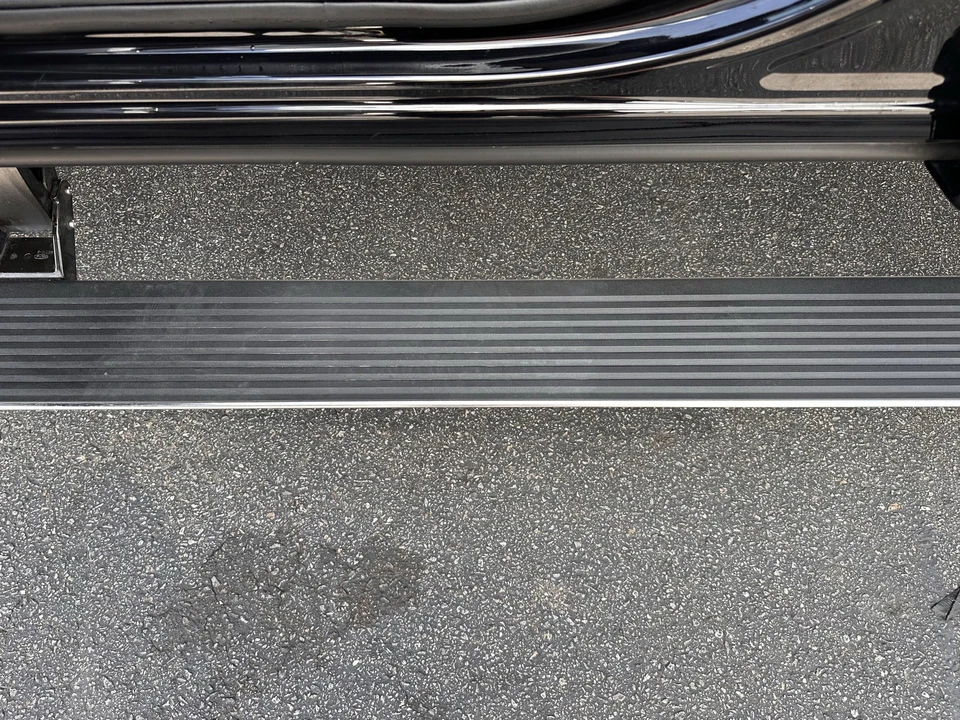 2025 Ford Super Duty 5th Gen - Image 13 of 31