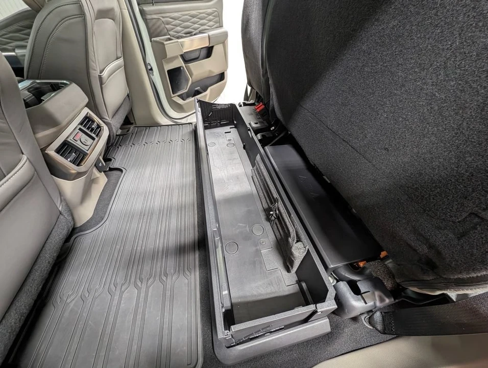 2025 Ford Super Duty 5th Gen - Image 23 of 31