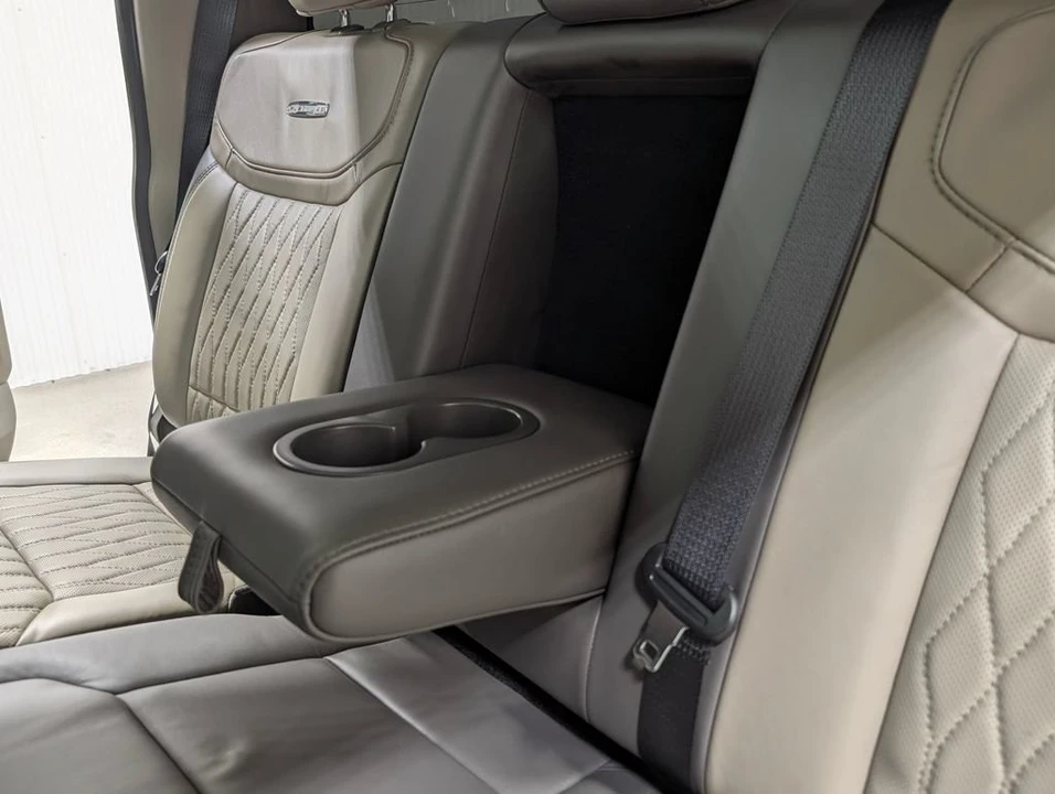 2025 Ford Super Duty 5th Gen - Image 21 of 31