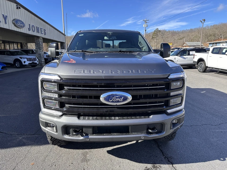 2025 Ford Super Duty 5th Gen - Image 3 of 12