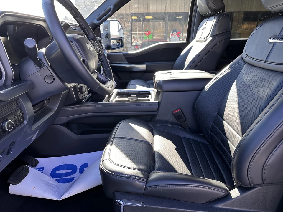 2025 Ford Super Duty 5th Gen - Image 11 of 12