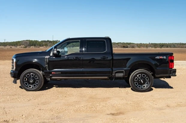 2025 Ford Super Duty 5th Gen - Image 3 of 8