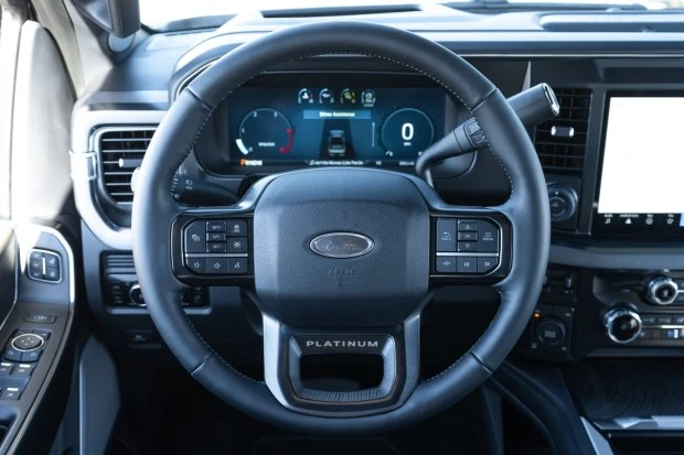 2025 Ford Super Duty 5th Gen - Image 5 of 8
