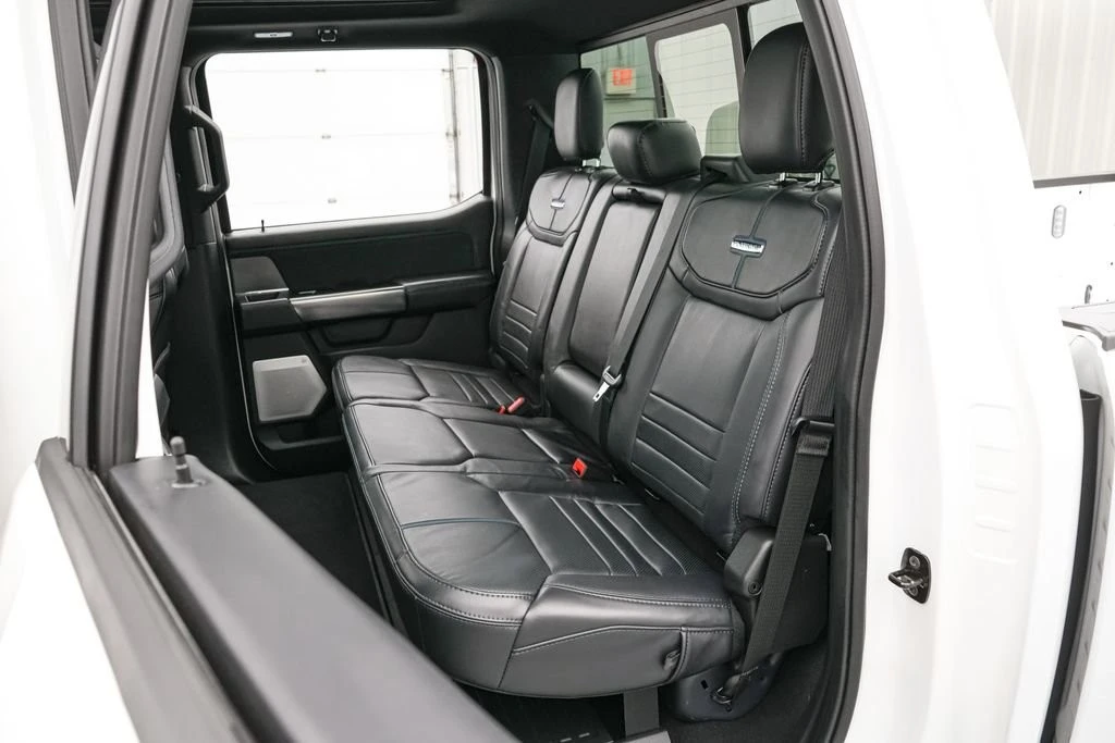 2025 Ford Super Duty 5th Gen - Image 26 of 31