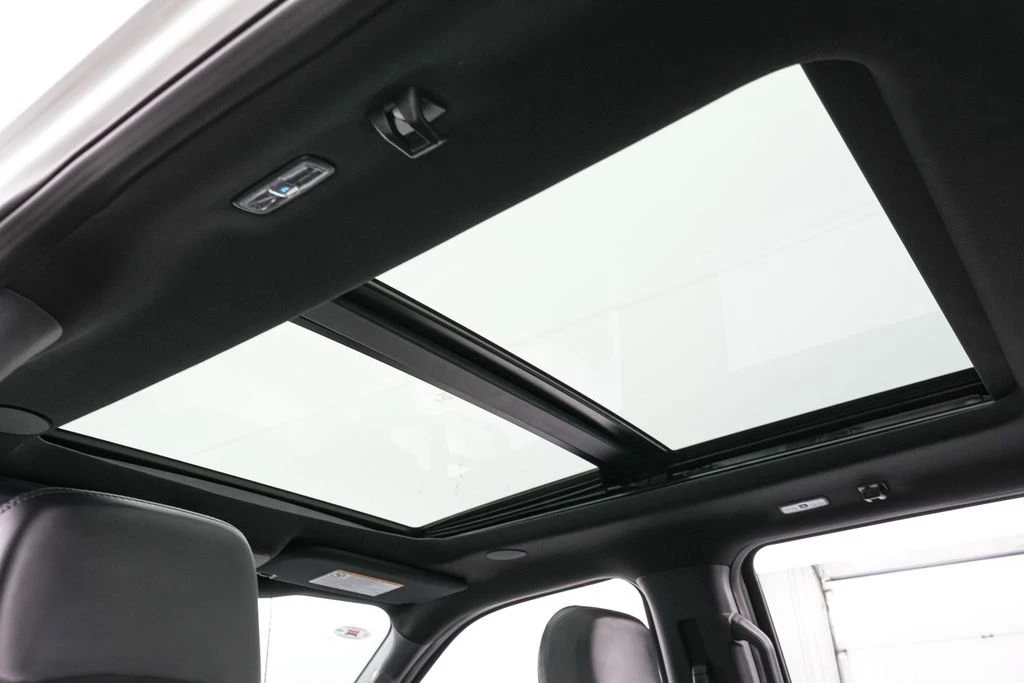 2025 Ford Super Duty 5th Gen - Image 27 of 31