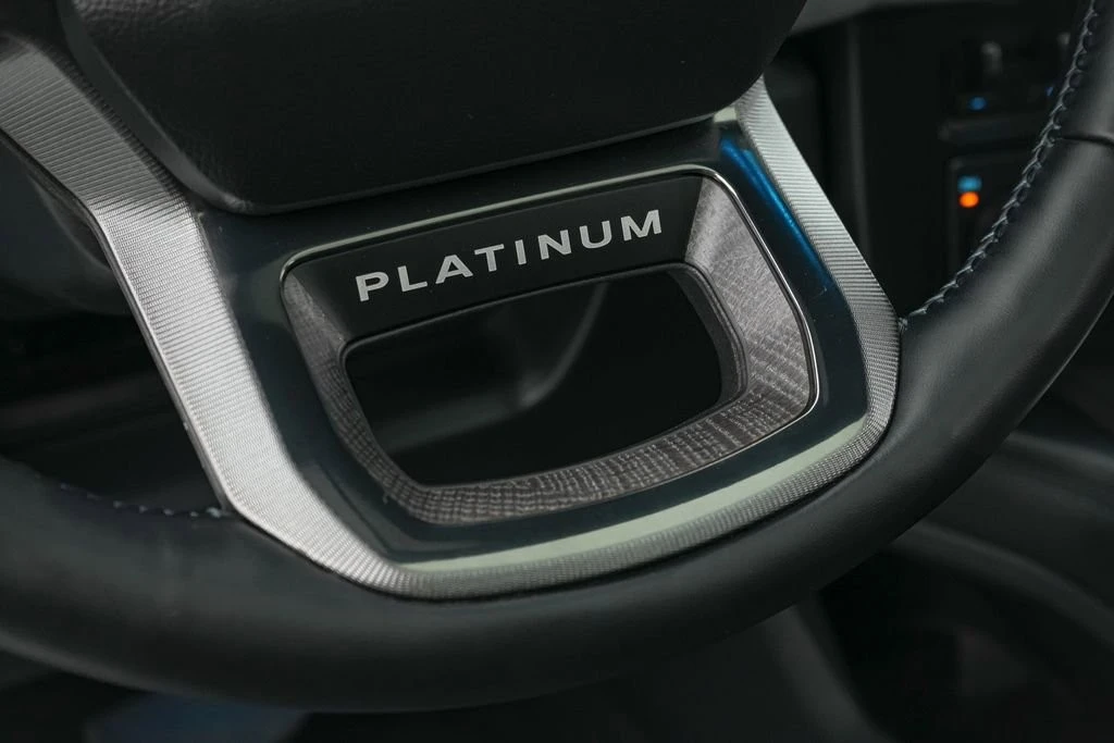 2025 Ford Super Duty 5th Gen - Image 19 of 31