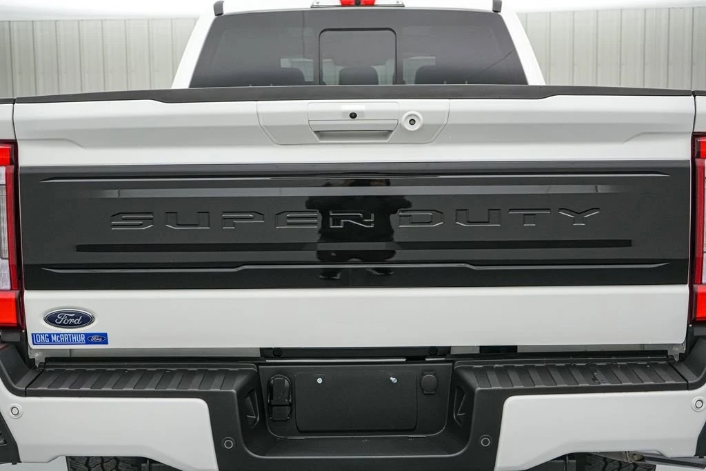 2025 Ford Super Duty 5th Gen - Image 15 of 31