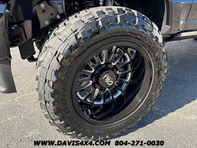 2025 Ford Super Duty 5th Gen - Image 5 of 12