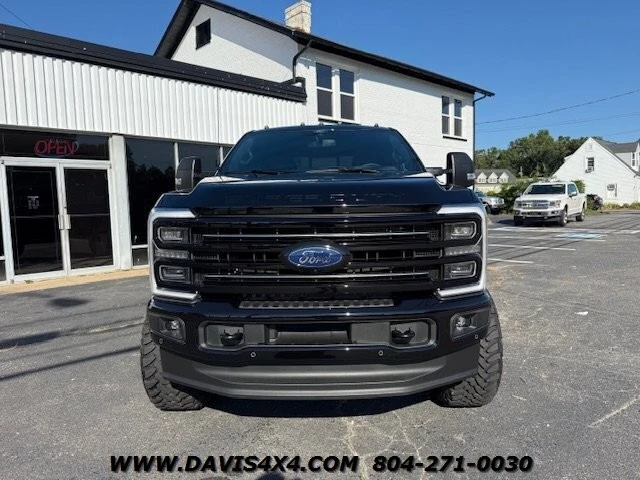 2025 Ford Super Duty 5th Gen - Image 4 of 12