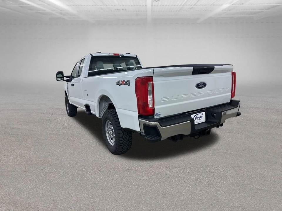 2025 Ford Super Duty 5th Gen - Image 8 of 12
