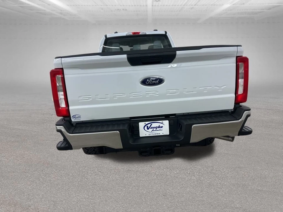 2025 Ford Super Duty 5th Gen - Image 9 of 12