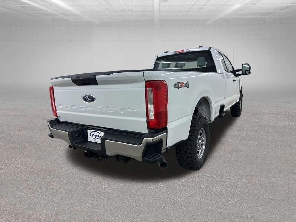 2025 Ford Super Duty 5th Gen - Image 11 of 12