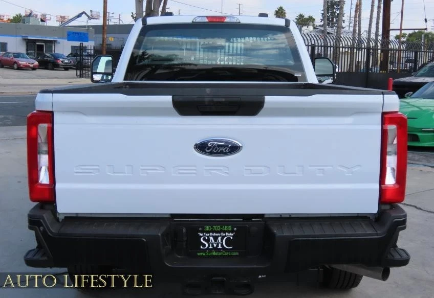 2025 Ford Super Duty 5th Gen - Image 12 of 21