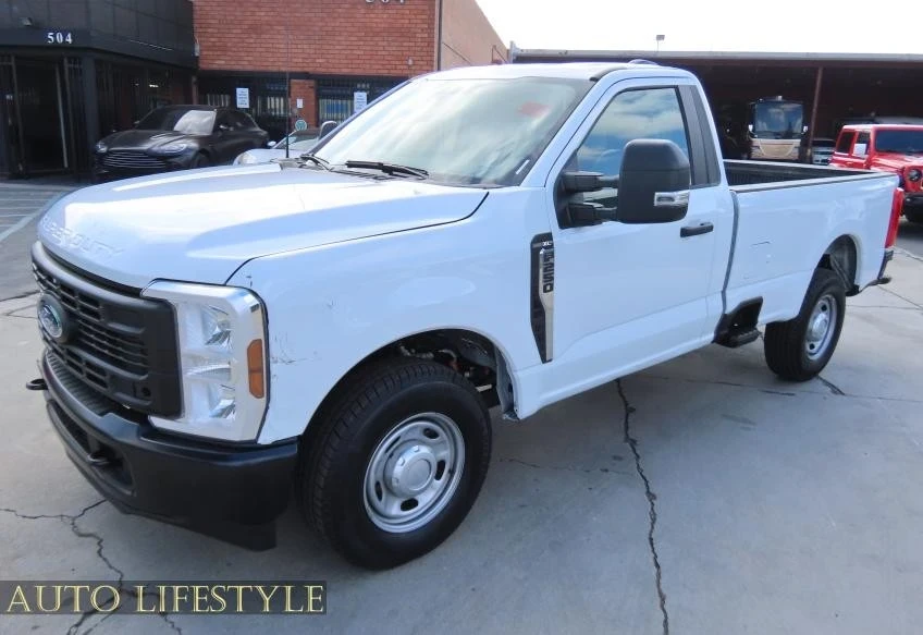 2025 Ford Super Duty 5th Gen - Image 2 of 21