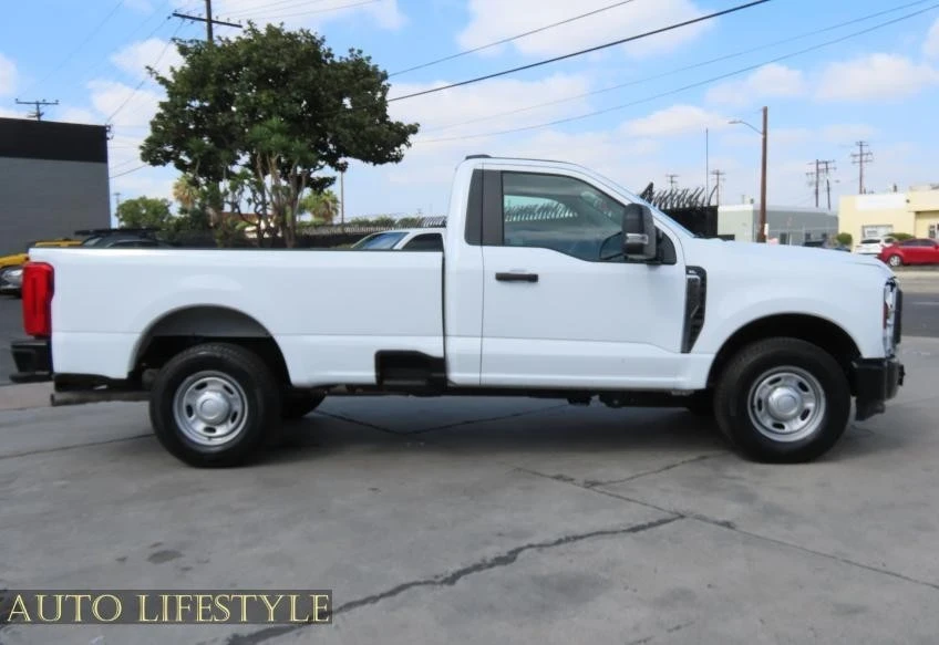 2025 Ford Super Duty 5th Gen - Image 5 of 21