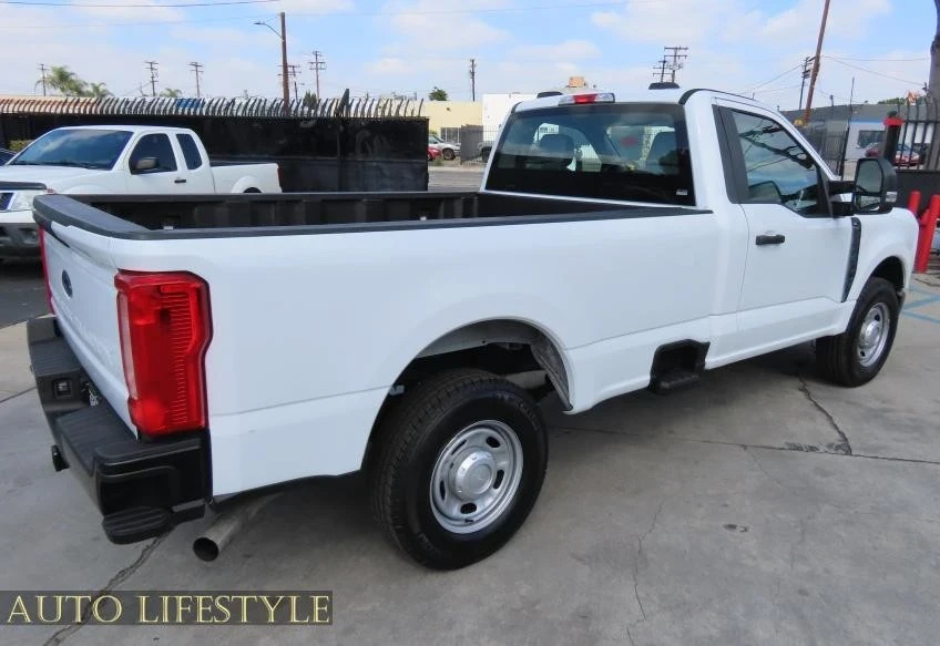 2025 Ford Super Duty 5th Gen - Image 10 of 21