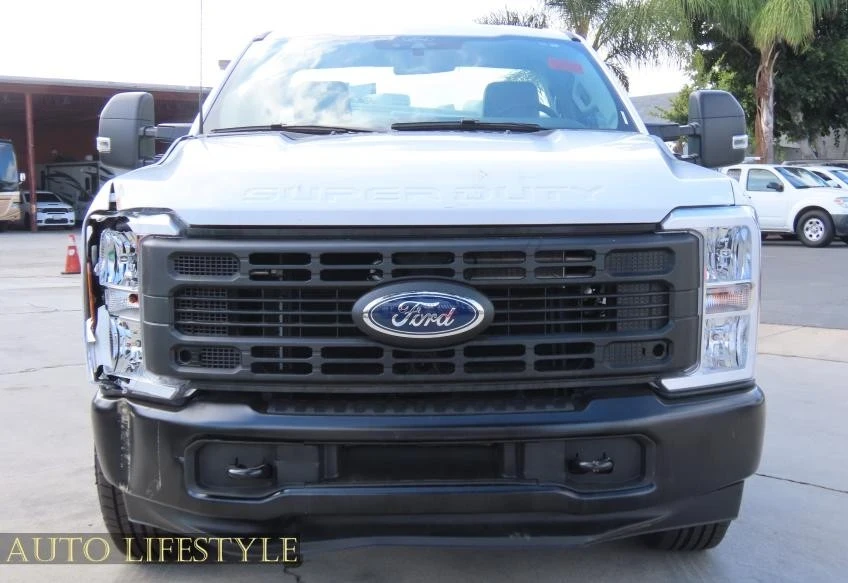 2025 Ford Super Duty 5th Gen - Image 11 of 21