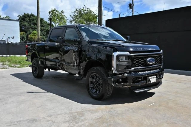 2025 Ford Super Duty 5th Gen - Image 2 of 21