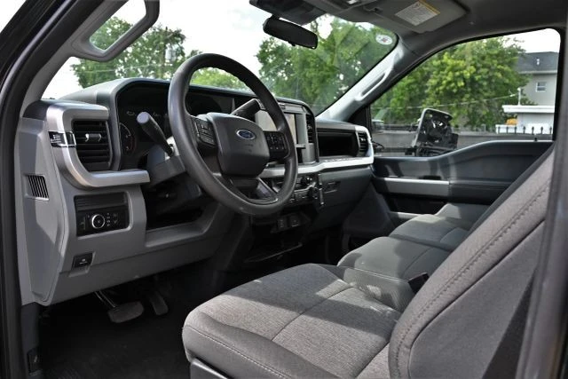 2025 Ford Super Duty 5th Gen - Image 18 of 21