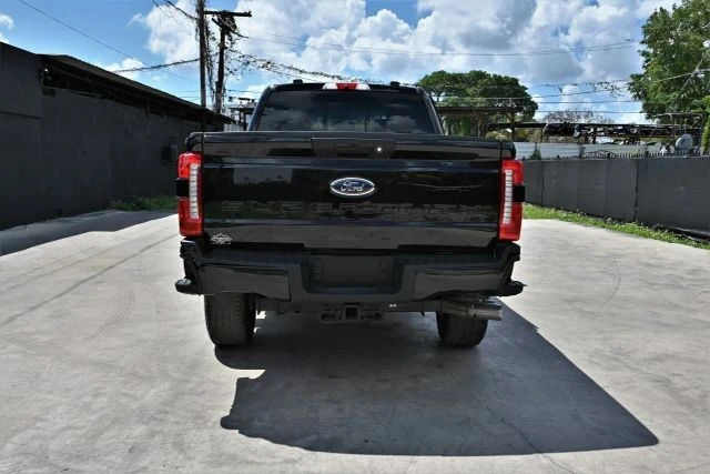 2025 Ford Super Duty 5th Gen - Image 4 of 21