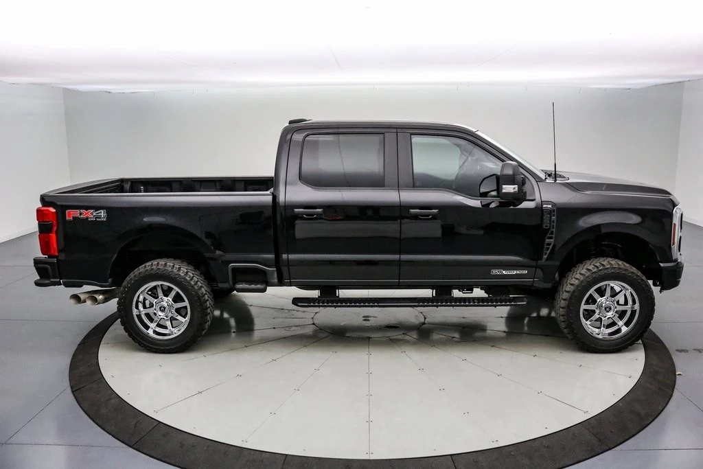 2025 Ford Super Duty 5th Gen - Image 4 of 21