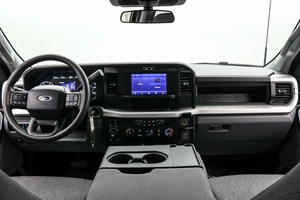 2025 Ford Super Duty 5th Gen - Image 16 of 21