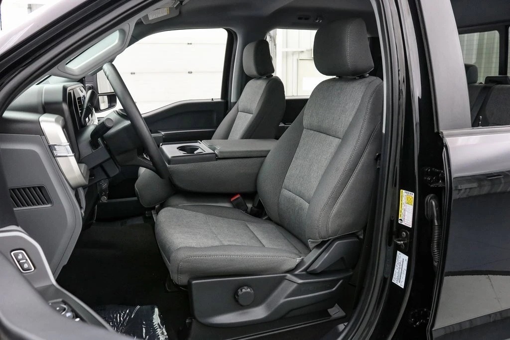 2025 Ford Super Duty 5th Gen - Image 13 of 21