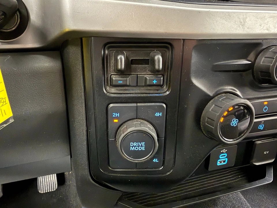 2025 Ford Super Duty 5th Gen - Image 19 of 21