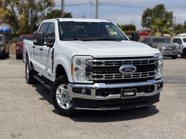 2025 Ford Super Duty 5th Gen - Image 2 of 29