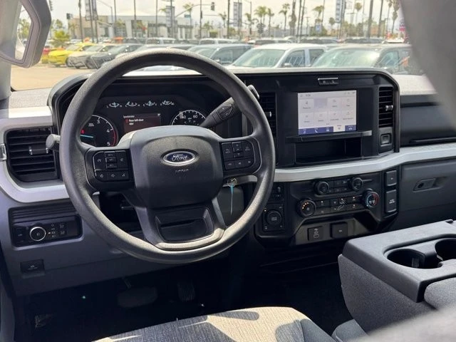 2025 Ford Super Duty 5th Gen - Image 27 of 29