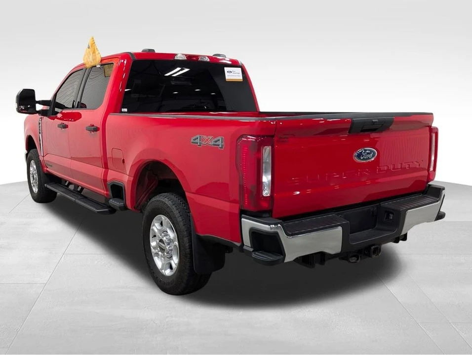 2025 Ford Super Duty 5th Gen - Image 9 of 12