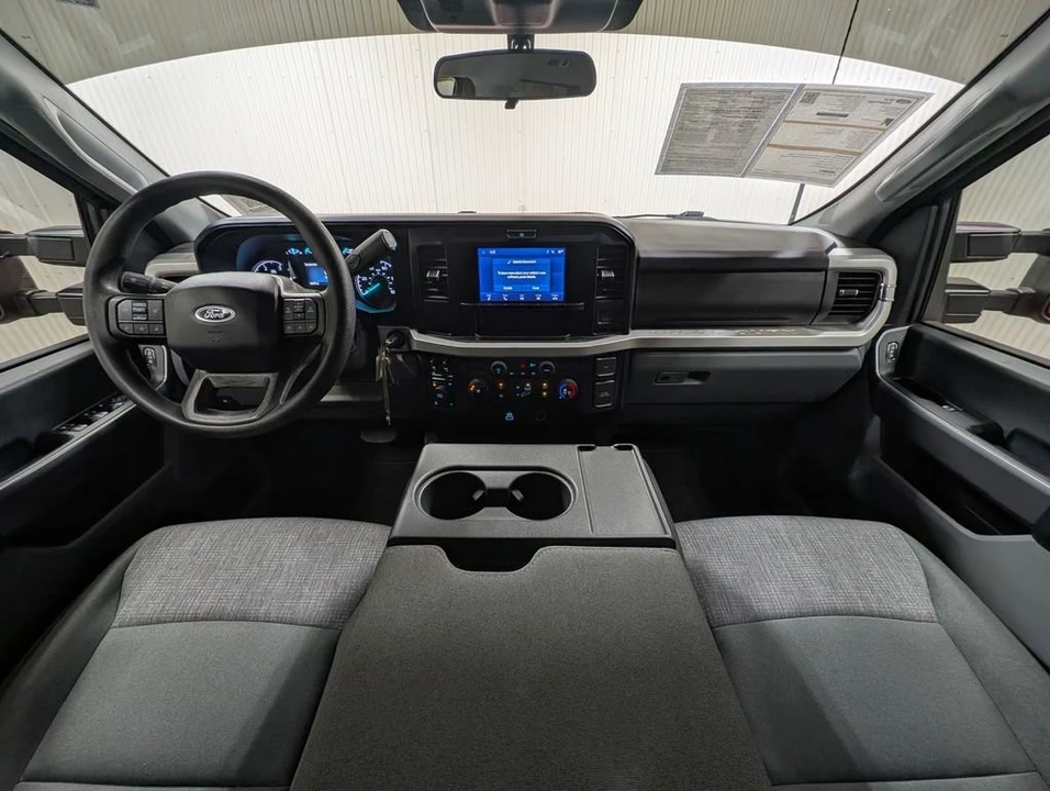 2025 Ford Super Duty 5th Gen - Image 3 of 12