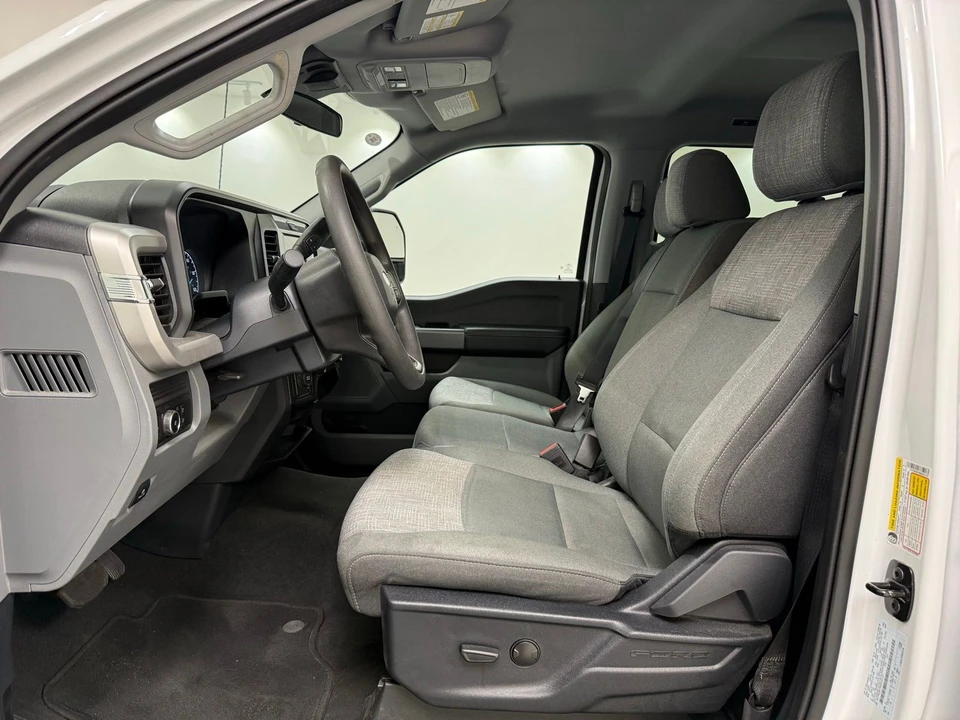 2025 Ford Super Duty 5th Gen - Image 18 of 21