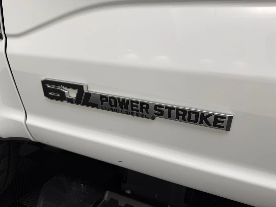 2025 Ford Super Duty 5th Gen - Image 11 of 21