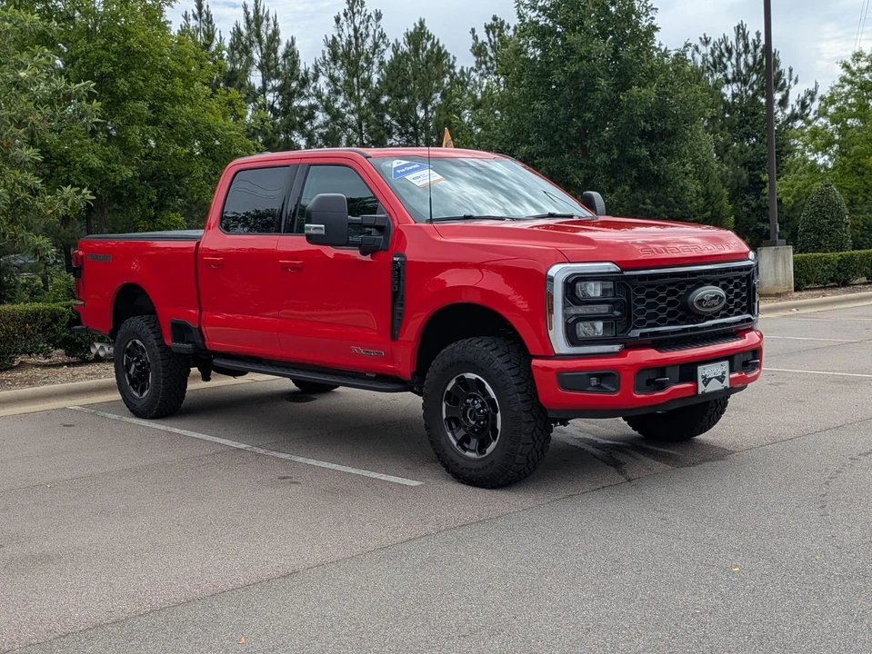 2025 Ford Super Duty 5th Gen - Image 2 of 31