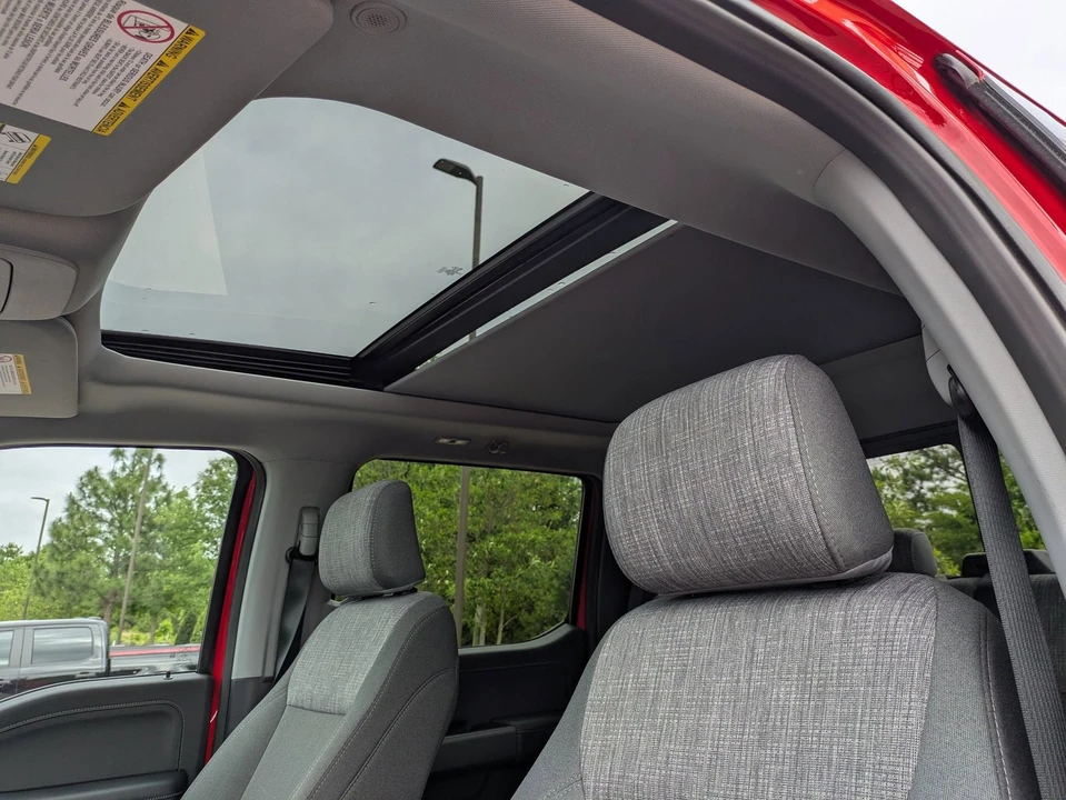 2025 Ford Super Duty 5th Gen - Image 29 of 31