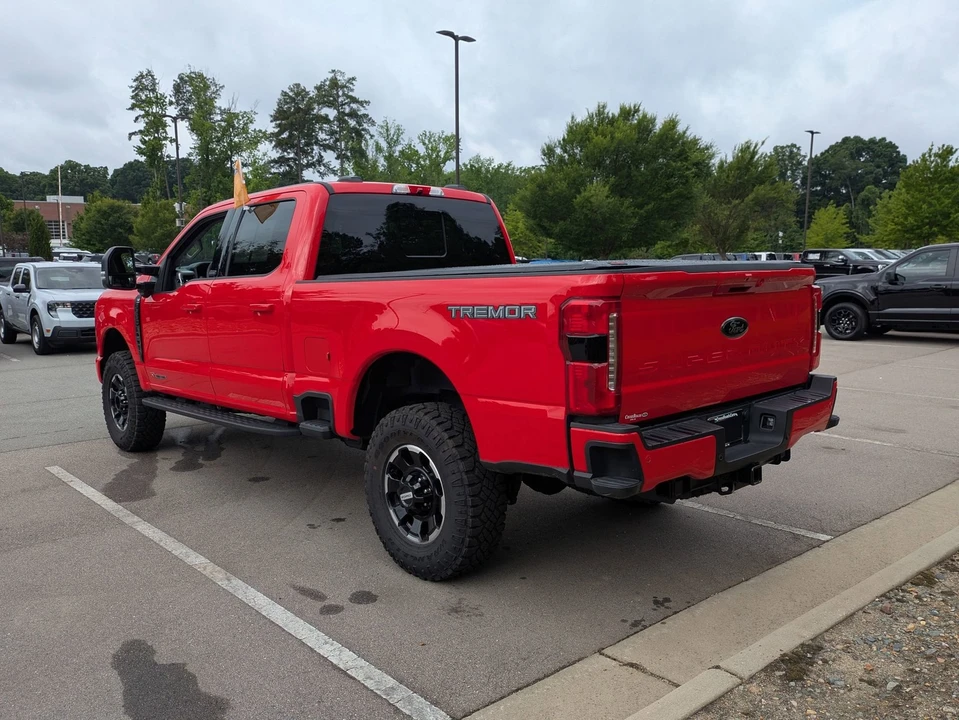 2025 Ford Super Duty 5th Gen - Image 6 of 31