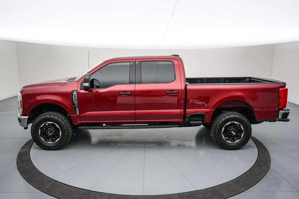 2025 Ford Super Duty 5th Gen - Image 9 of 21