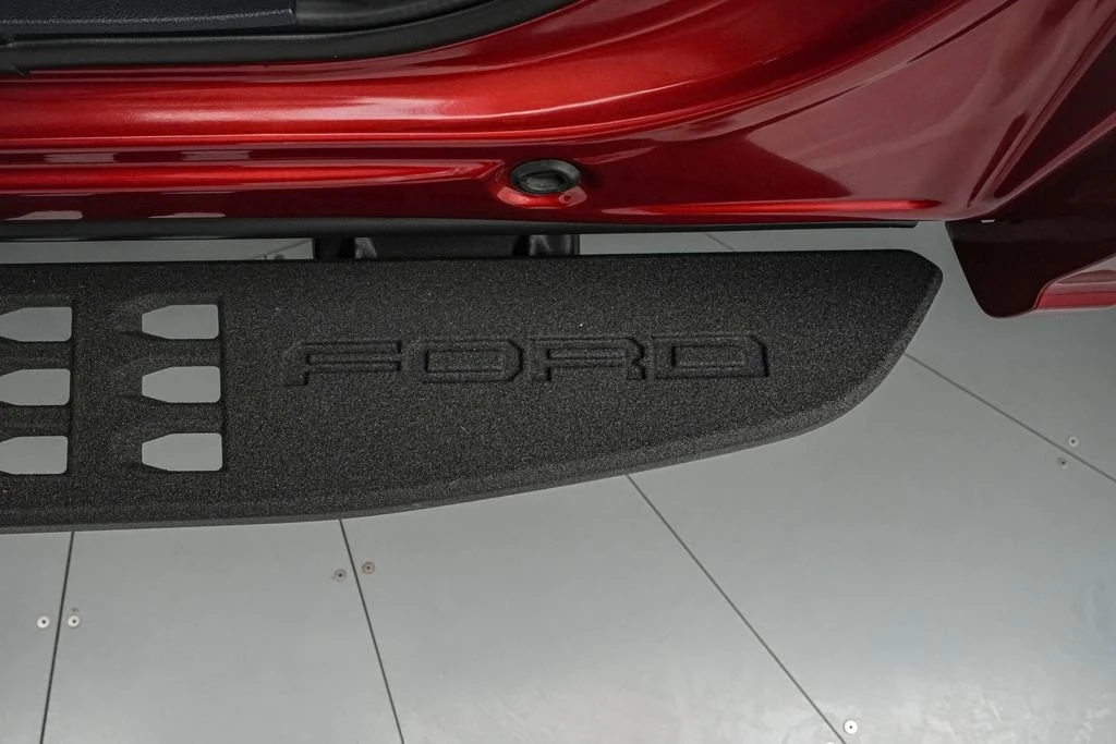 2025 Ford Super Duty 5th Gen - Image 14 of 21