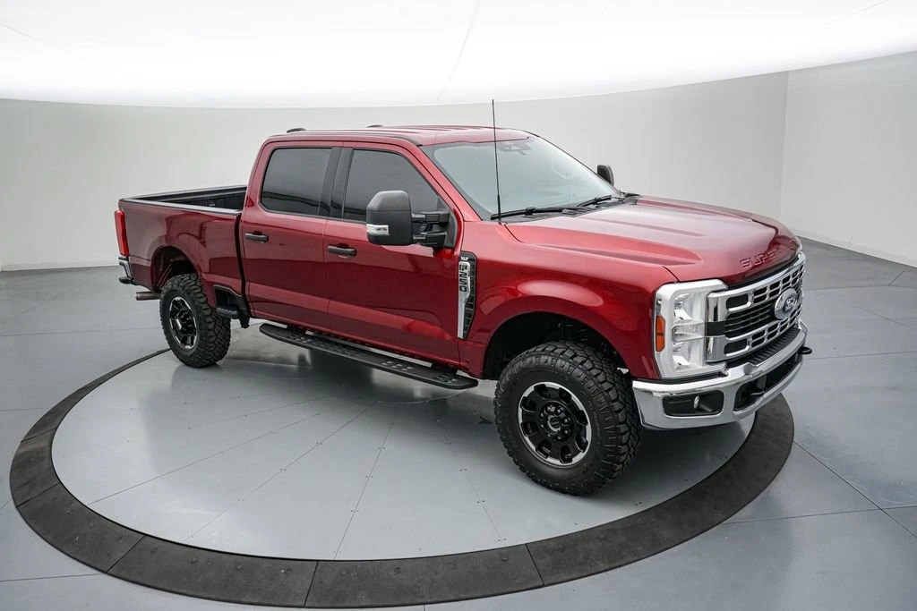 2025 Ford Super Duty 5th Gen - Image 2 of 21