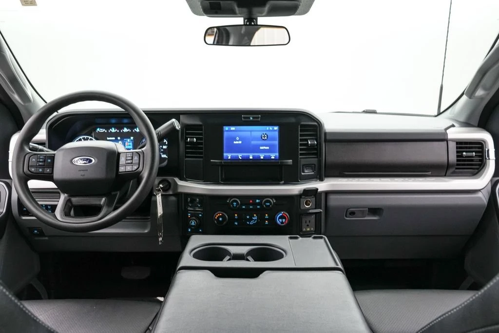 2025 Ford Super Duty 5th Gen - Image 18 of 21