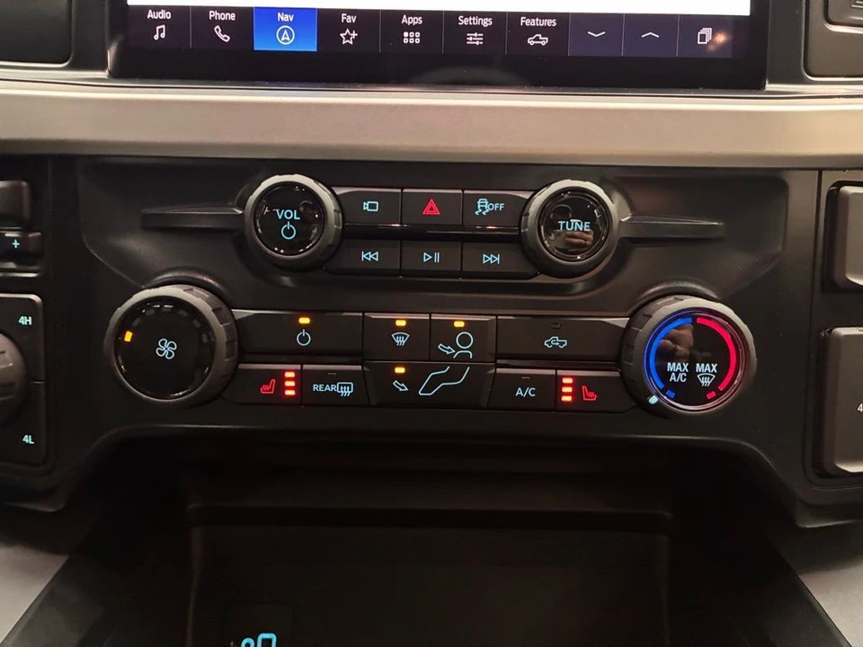 2025 Ford Super Duty 5th Gen - Image 4 of 12