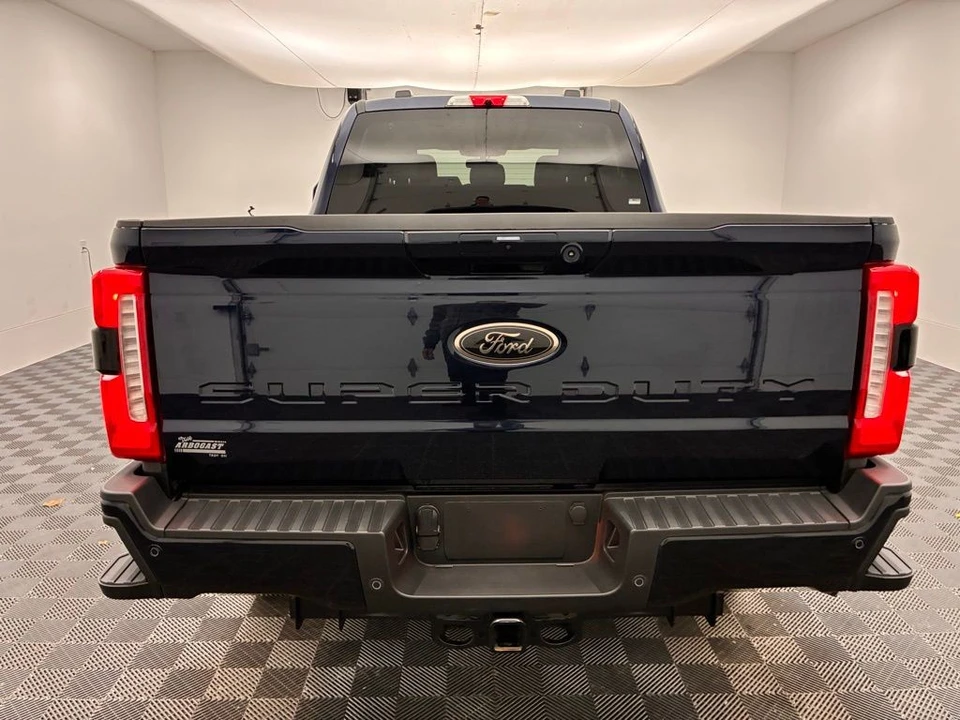 2025 Ford Super Duty 5th Gen - Image 7 of 12