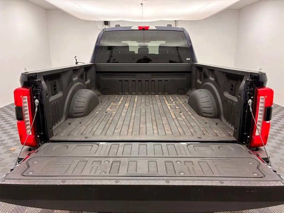 2025 Ford Super Duty 5th Gen - Image 8 of 12