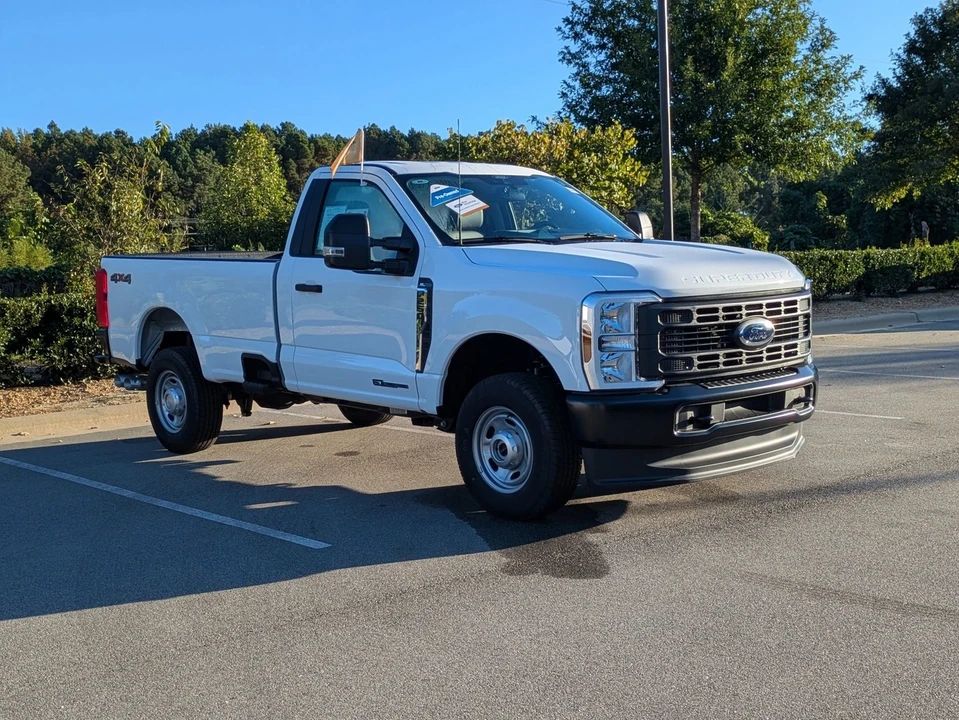 2025 Ford Super Duty 5th Gen - Image 2 of 12