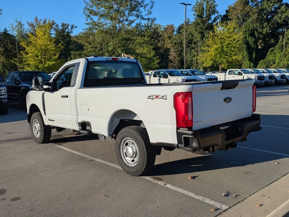 2025 Ford Super Duty 5th Gen - Image 6 of 12