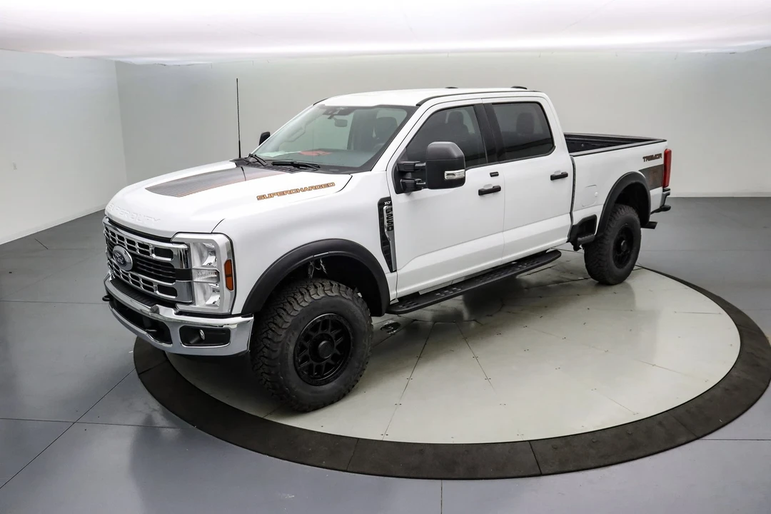 2025 Ford Super Duty 5th Gen - Image 11 of 21