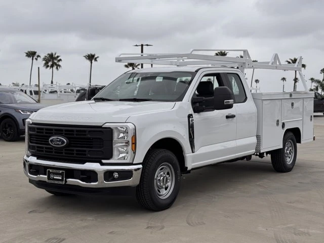 2025 Ford Super Duty 5th Gen - Image 7 of 12
